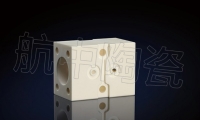 氧化鋁陶瓷制品色的原因是什么?